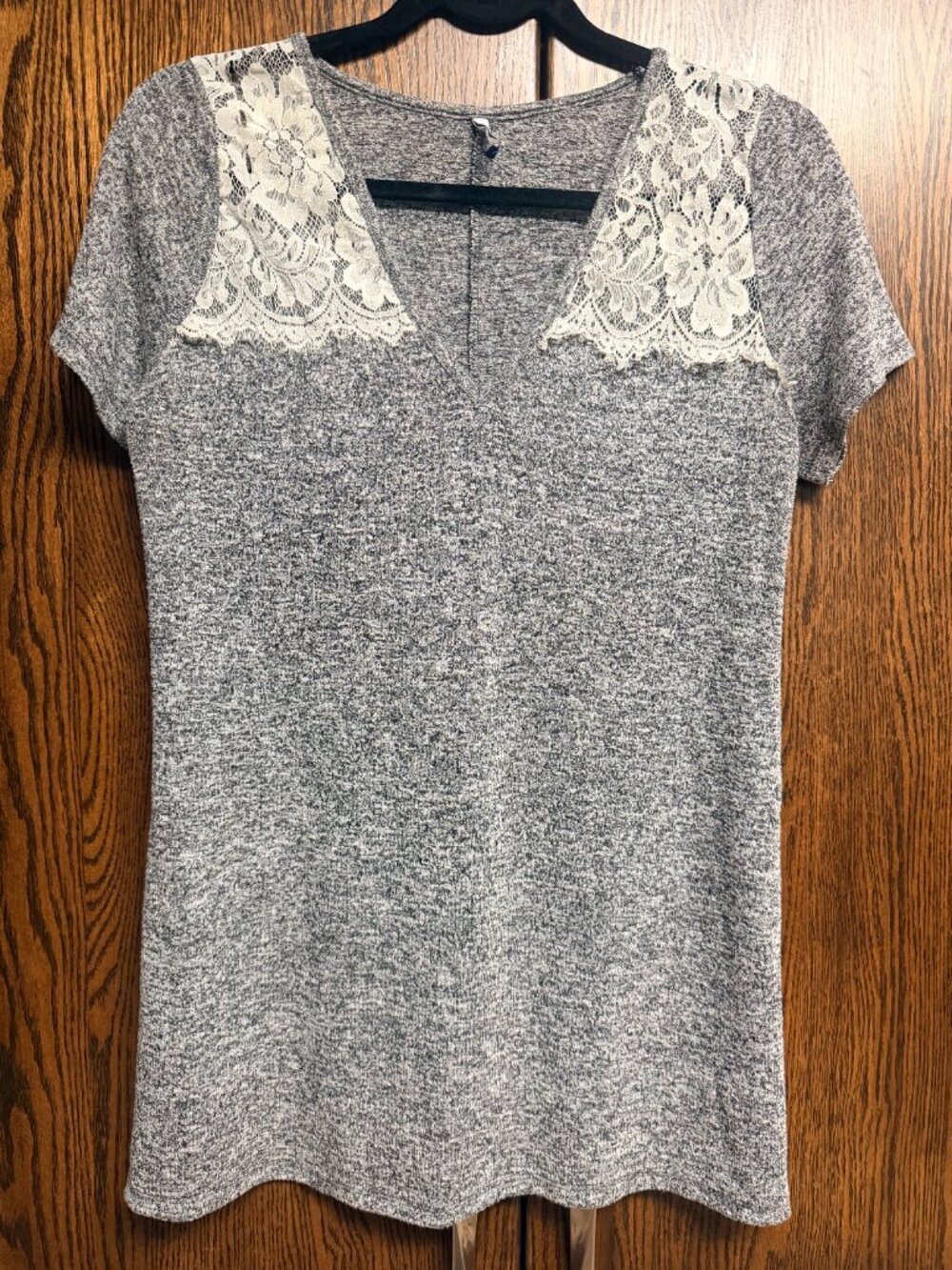 Maternity Laced Grey Shirt- Planet Motherhood Sz: L
